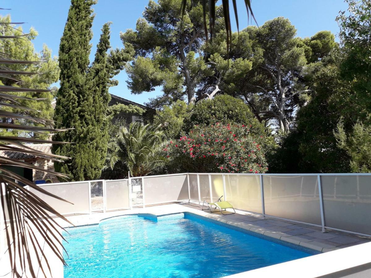 Villa Domaine De La Pinsonniere La Liviniere Exterior foto